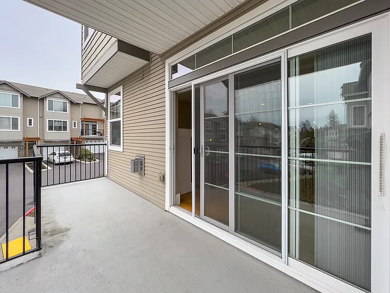 730 NW 118th Ave #101 — Photo 21