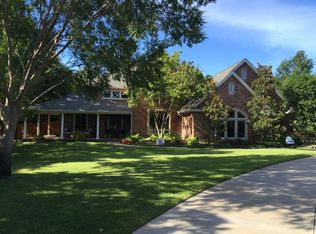 10040 Forest Glade Dr, Oklahoma City, OK 73151