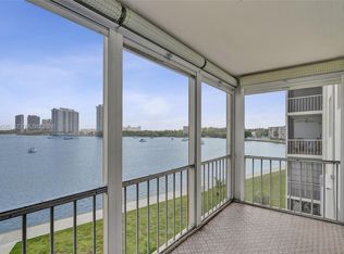2920 Point East Dr APT N408, Aventura, FL 33160