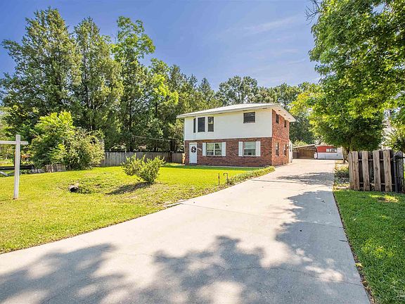 4th image of 8331 Gardenia Cir