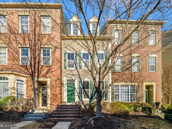 23753 Clarksmeade Dr, Clarksburg, MD 20871