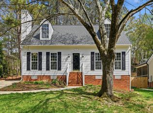 111 Rock Pointe Ln, Cary, NC 27513