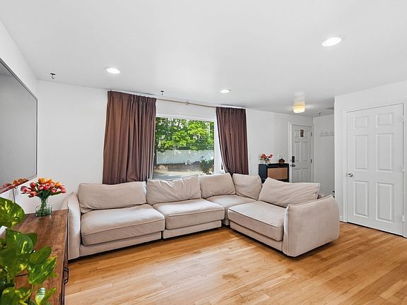 4th image of 5 Glen St