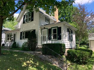 333 S Elm St, Oconomowoc, WI 53066