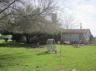 1320 County Road 484, Elgin, TX 78621