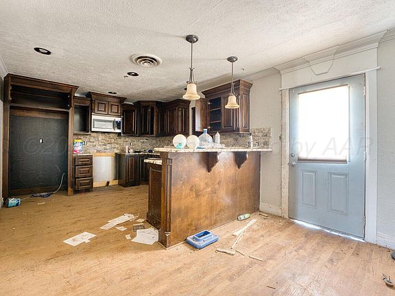 4th image of 2716 S Roosevelt St