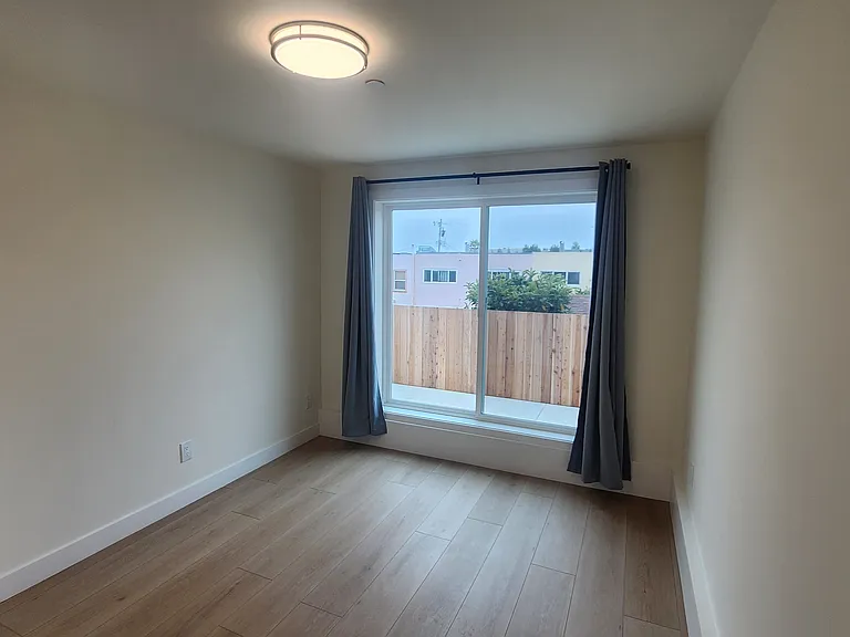 116 Woodrow St — Photo 6