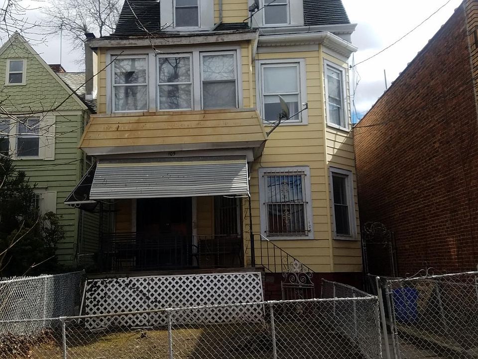 1st image of 105 N 11th St #1