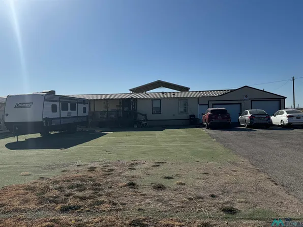 9521 N Plainfield Dr, Hobbs, NM 88242