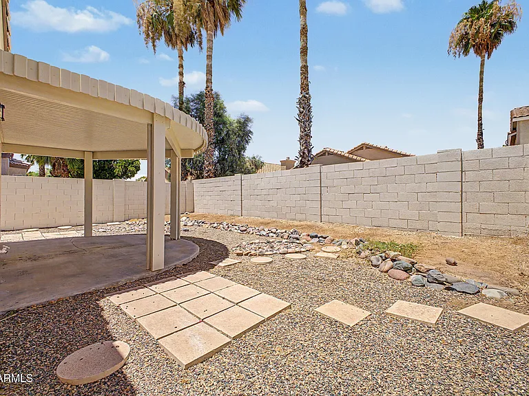 4626 E Charleston Ave — Photo 30