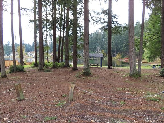 3rd image of 1815 193rd Ave SW