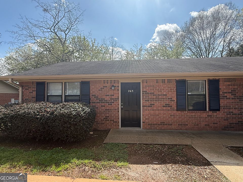 1st image of 265 Vincent Dr