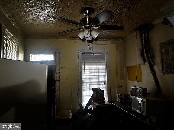 5th image of 1934 Walbrook Ave