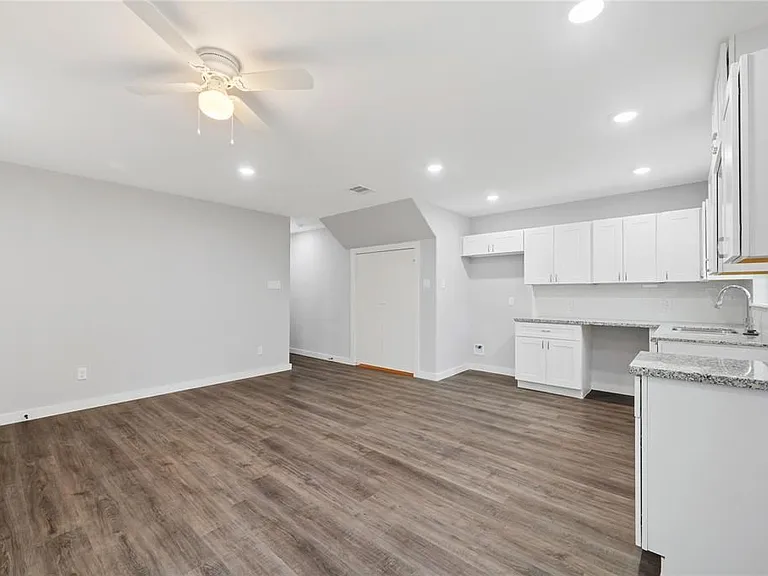 8215 Crestview Dr #A — Photo 5