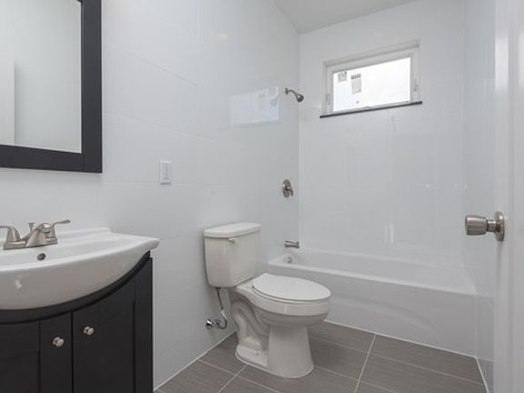 5th image of 1315-17 N 16th St #B