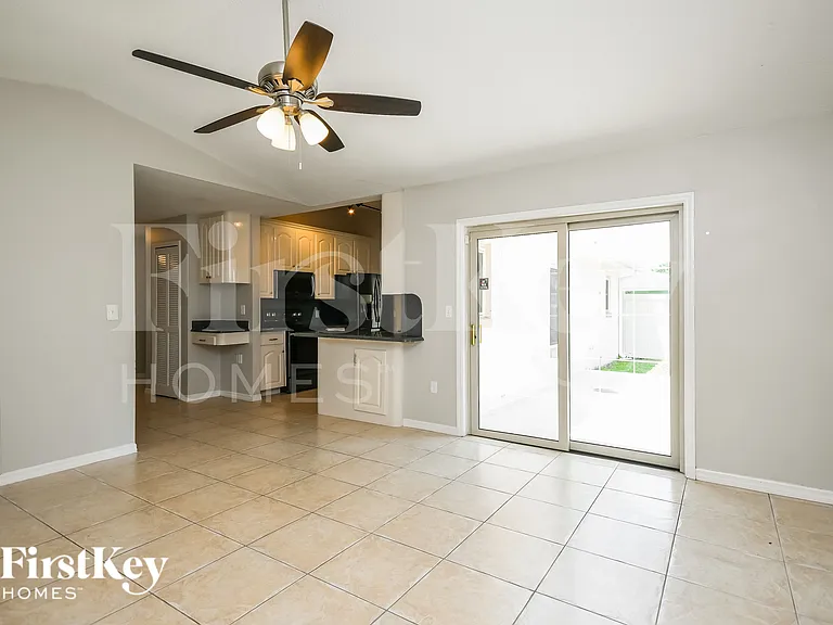3326 Bottlebrush Ct — Photo 6