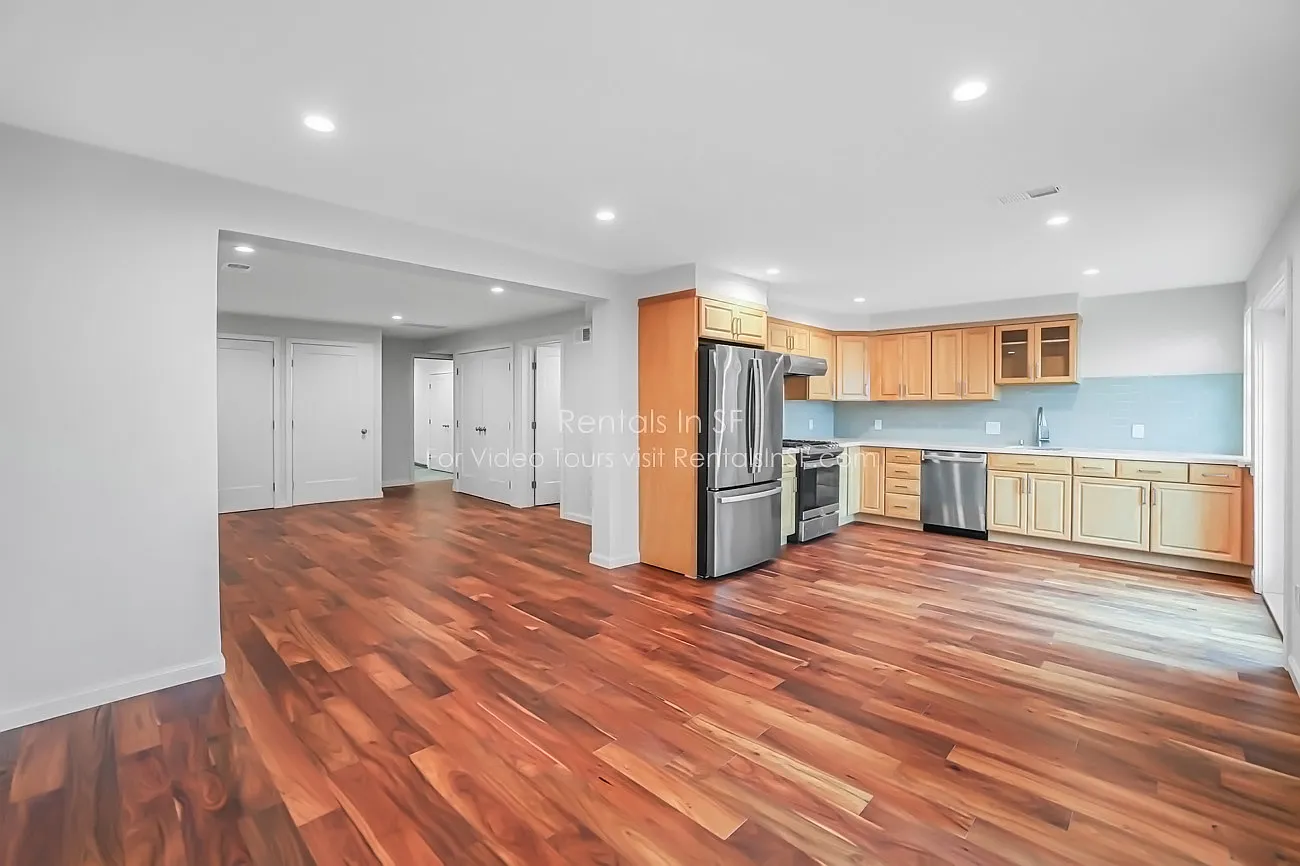 Studio, 1.0 bath, 700 sqft, $2,500 — Photo 1
