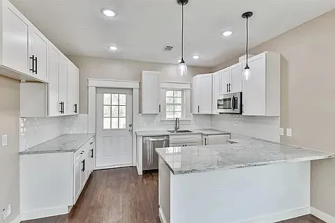 3635 Rebecca St — Photo 7