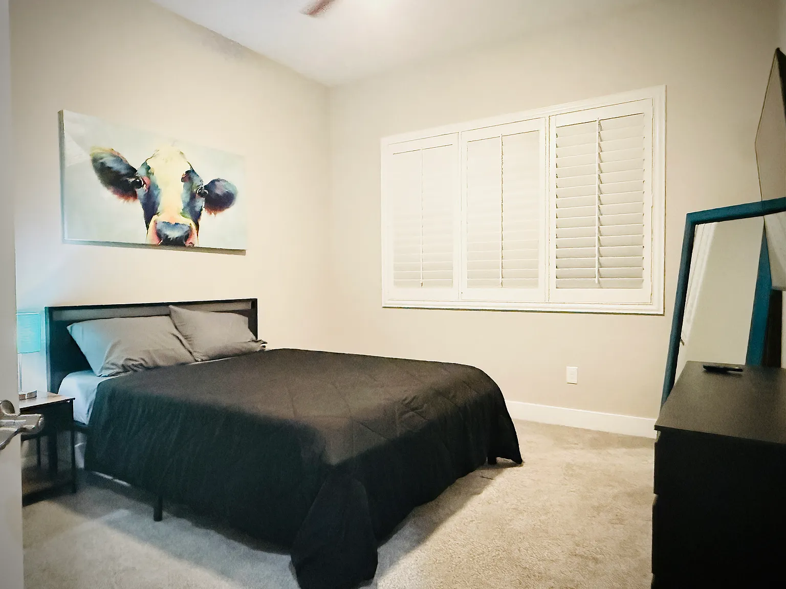 3 bed, 1.5 bath, 2400 sqft, $2,700 — Photo 4