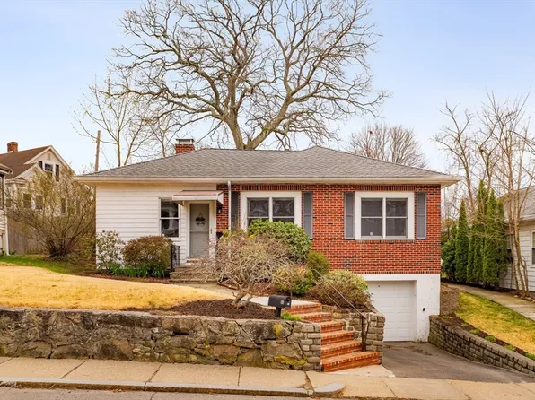 99 Cass St, West Roxbury, MA 02132