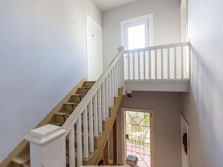 1222 N Kenmore Ave #8 — Photo 6