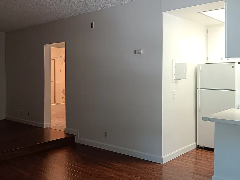 10965 Fruitland Drive — Photo 5