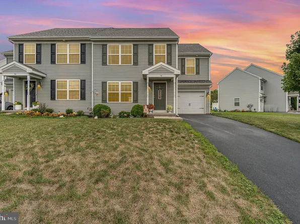 54 Silver Maple Cir, Ephrata, PA 17522