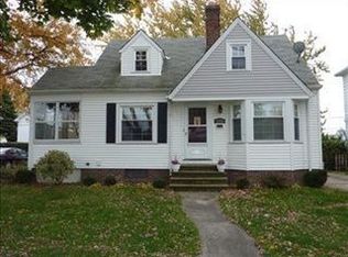 19306 Muskoka Ave, Cleveland, OH 44119