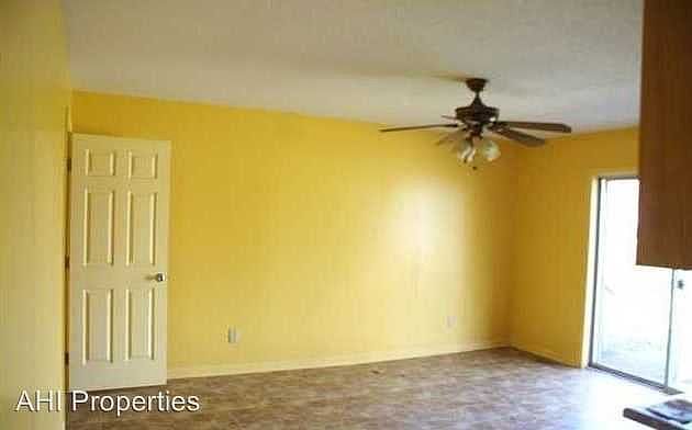 2nd image of 4718 Rutledge Dr NW