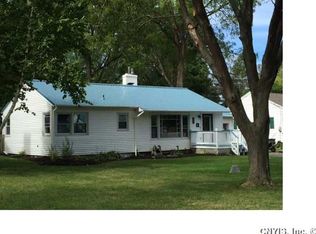 208 Euclid Dr, Fayetteville, NY 13066