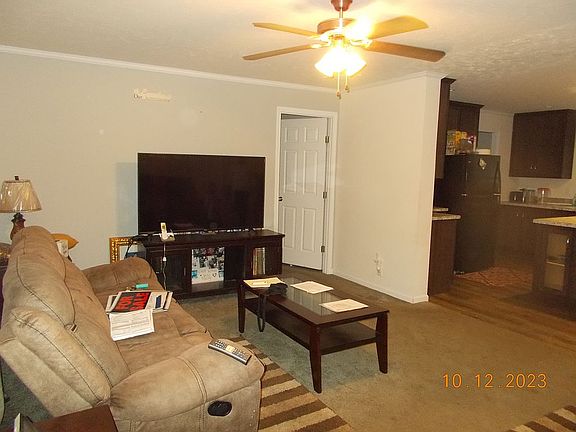 3rd image of 320 Piedmont Dr SE
