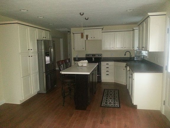 Aristokraft cabinetry