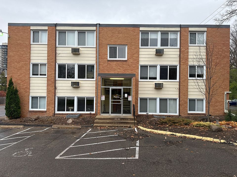 1st image of 3620 W 32nd St APT 202