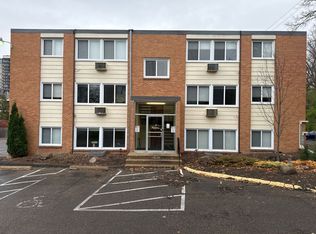3620 W 32nd St APT 202, Minneapolis, MN 55416