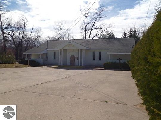 4th image of 738 S Garfield Ave