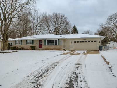 8926 Newhouse St, Portage, MI, 49024