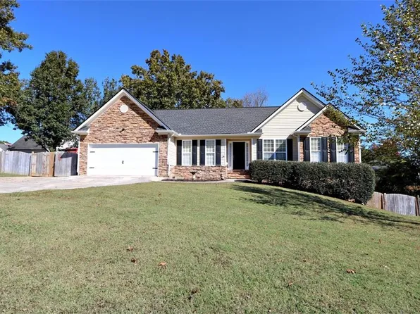 156 Triplet Trl, Douglasville, GA 30134