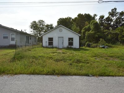 308 Railroad St, Fayette MO - Owner Finance Home