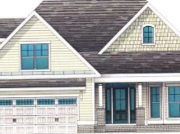 3342 Island Lakes Drive, Oak Island, NC 28461