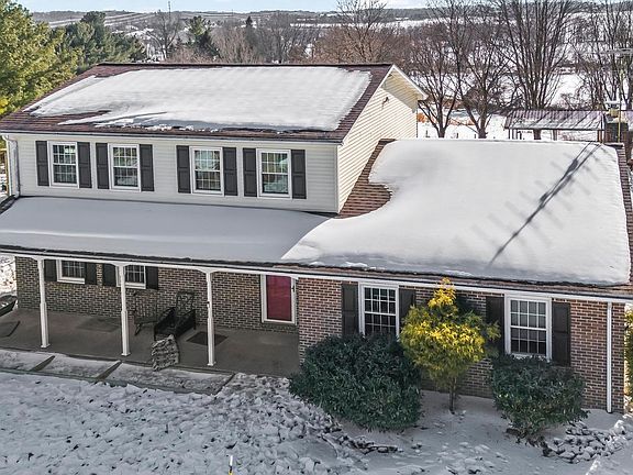 2nd image of 415 Saint Marys Rd