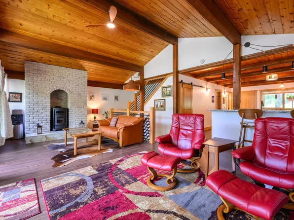 346 Crystal Lakes Dr, Eureka, MT 59917