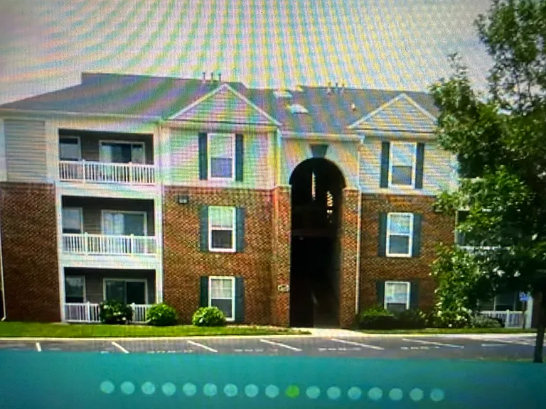 S Knollwood Dr — Photo 2
