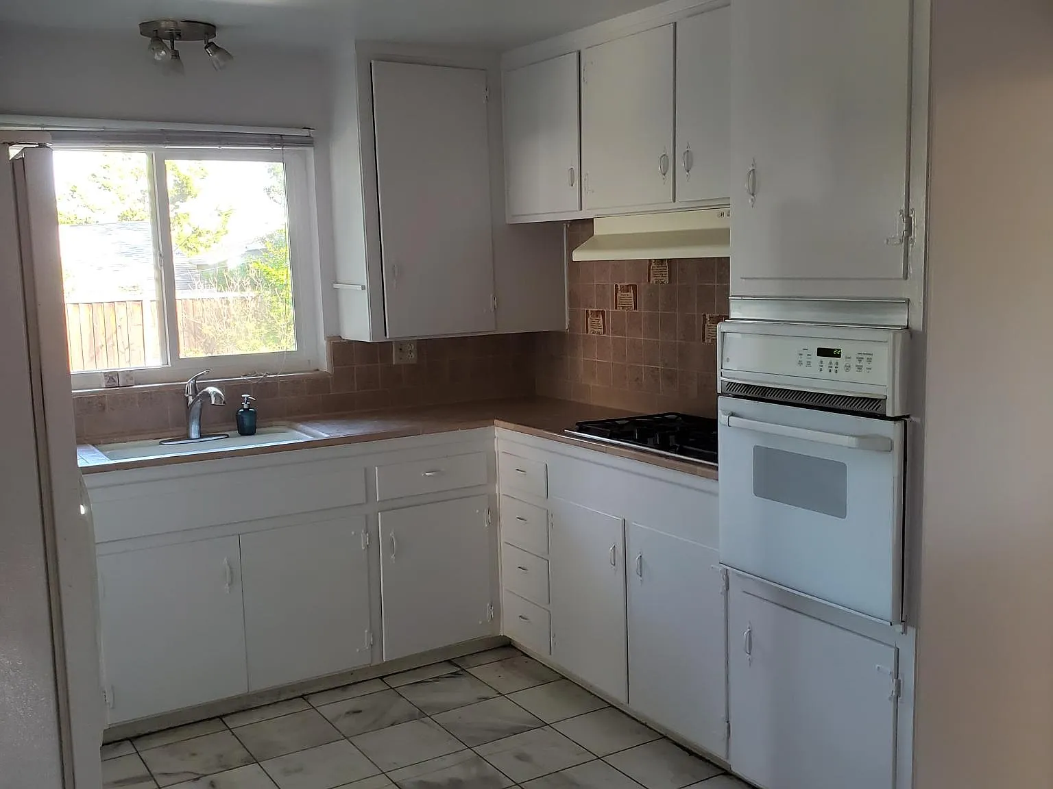 20313 Bollinger Rd — Photo 4