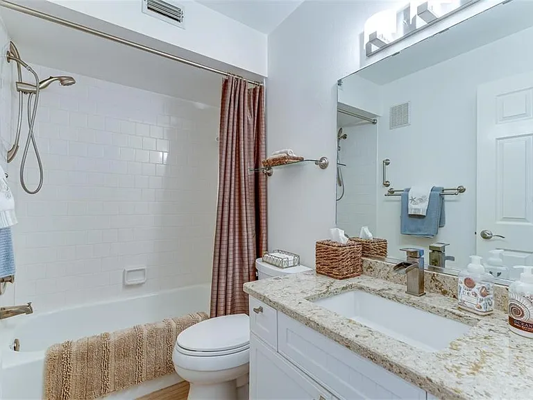 923 Sandpiper Cir #923 — Photo 22
