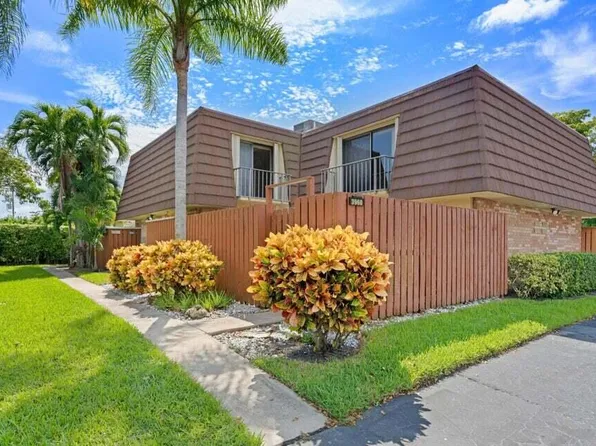 3960 August Drive, Lake Worth, FL 33461