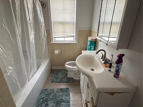 5th image of 18033 Marcella Rd