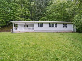 430 Arrowhead Rd, Duffield, VA 24244