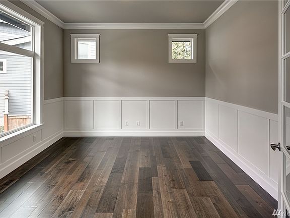 5th image of 944 10th Pl Nw (homesite #2)