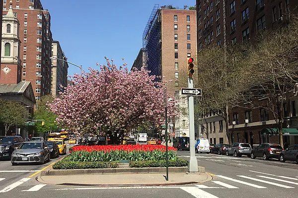 Sold by Fox Residential Group | media 33