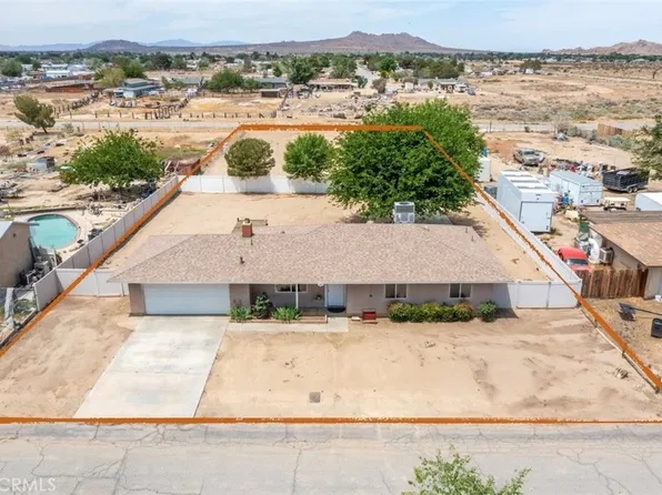 41115 Fieldspring St, Lake Los Angeles, CA 93535